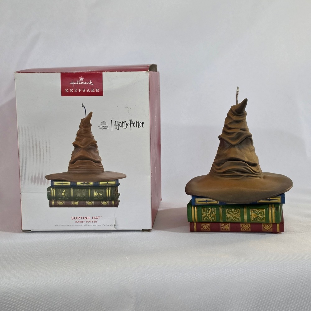 Hallmark Sorting Hat Ornament Brown Good Harry Potter Sound Motion VIDEO